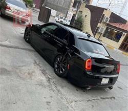 کرایسلەر 300